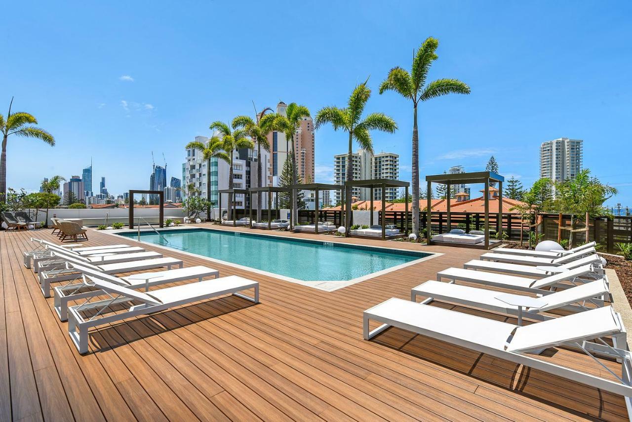 Qube Broadbeach Ocean View Apartments โกลด์โคสต์ ภายนอก รูปภาพ