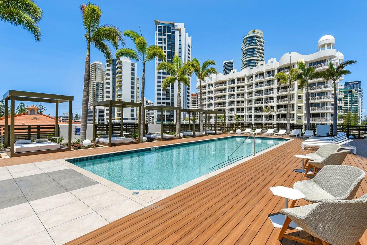 Qube Broadbeach Ocean View Apartments โกลด์โคสต์ ภายนอก รูปภาพ